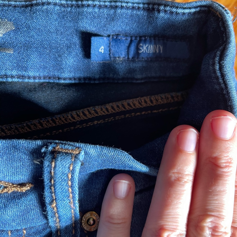 Seven7 Skinny Jeans - Picture 6 of 6